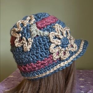 Elegant knit newsboy hat medium thick silky acrylic yarn new